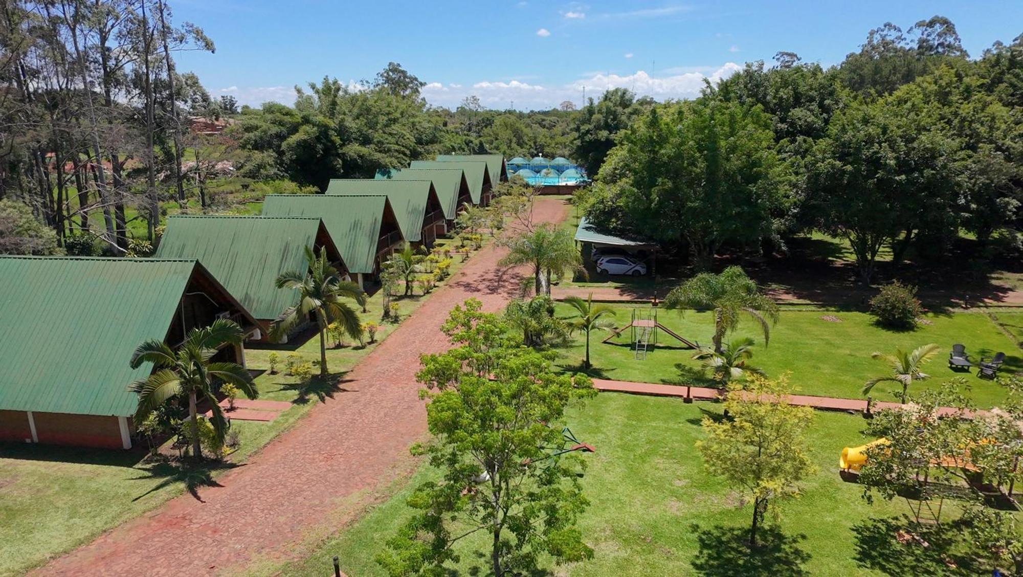 Cabanas El Refugio Del Mensu 푸에르토이과수 외부 사진