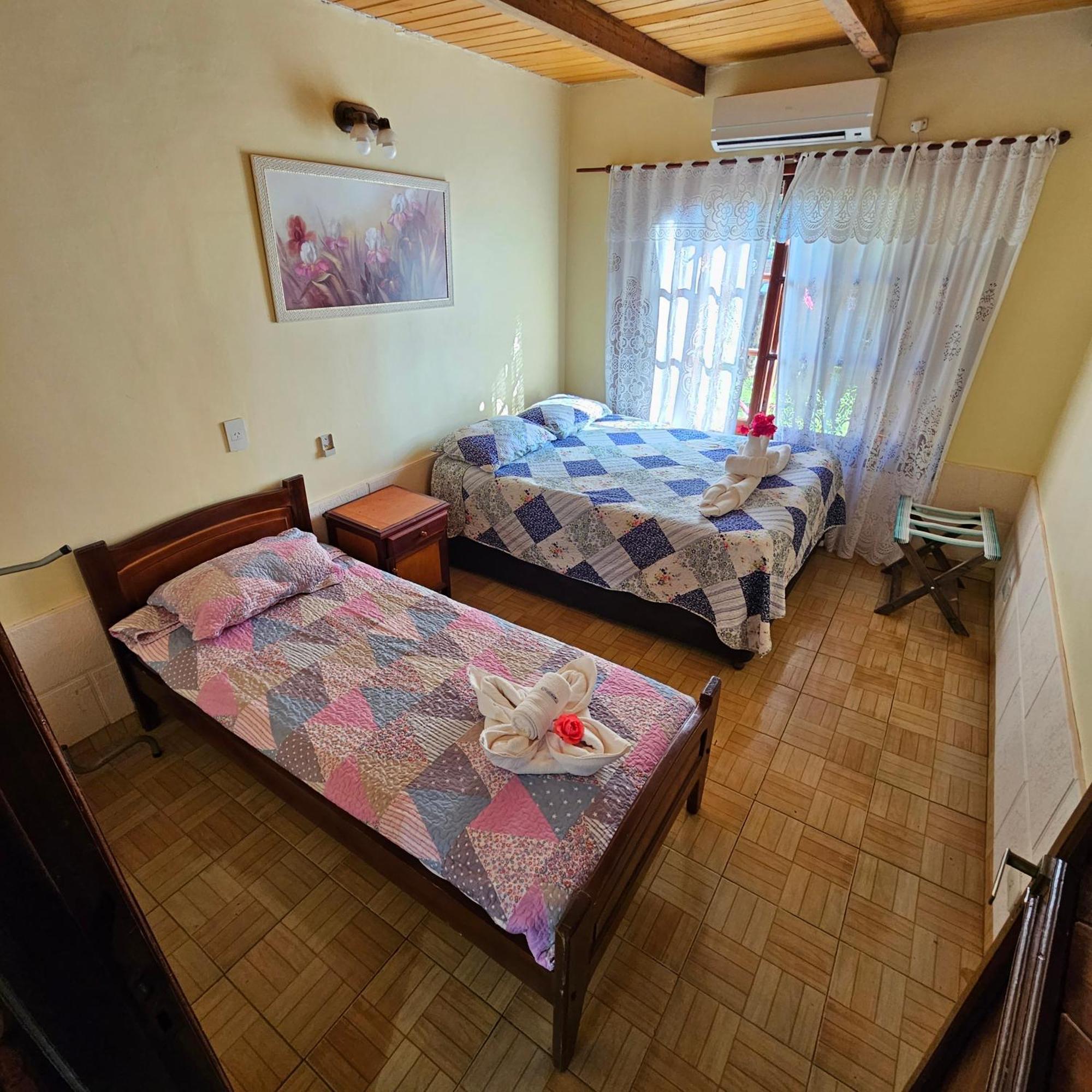 Cabanas El Refugio Del Mensu 푸에르토이과수 외부 사진